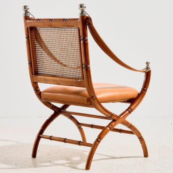 MK11244 Notenhouten fauteuil met een bamboe-achtig design – Wood (photo 2 of 14)