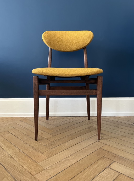 Ensemble de 4 chaises scandinaves
