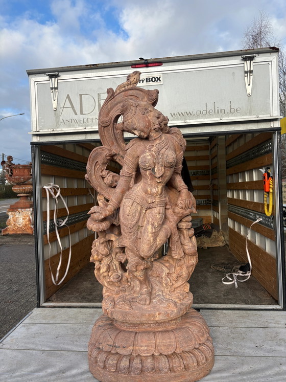 Estatua de arenisca Devadasi (180 cm) – Esculturas (photo 7 of 7)