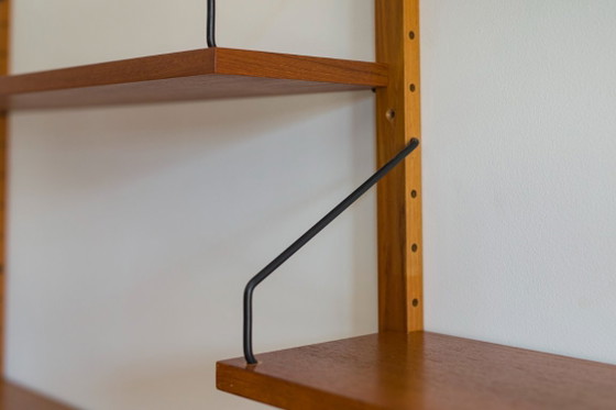 Image 1 of Modulair wandopbergsysteem van Poul Cadovius voor Cado, jaren 60.