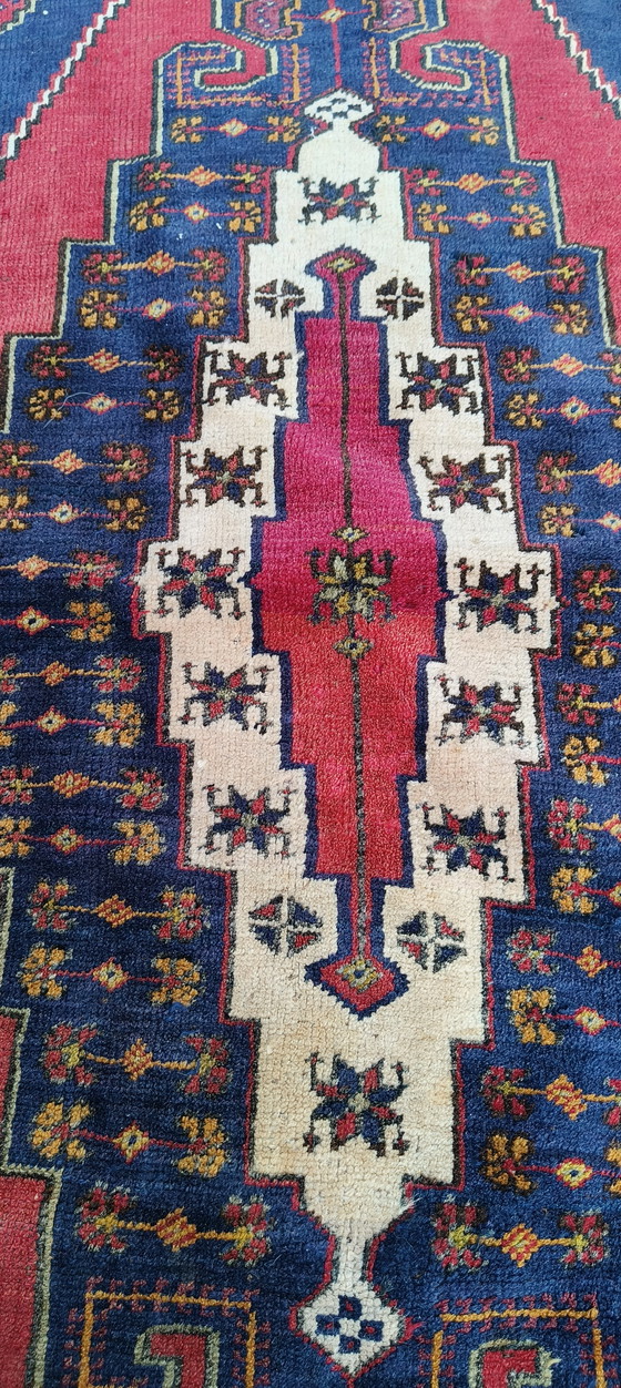 Image 1 of Alfombra antigua de Anatolia, turca, anudada a mano.