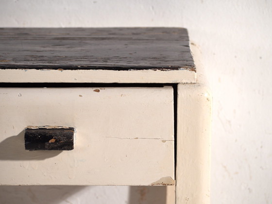 Comodino vintage in legno di pino, Europa Centrale, circa 1950, Comodini, Nero, Rustic (foto 5 di 6)