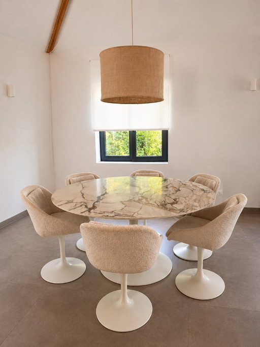 Mid-Century Modern style table and chairs, Juntoo