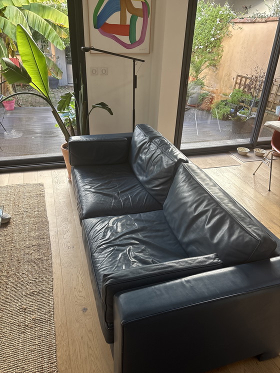 Image 1 of Hughes Chevalier blauwe leren bank