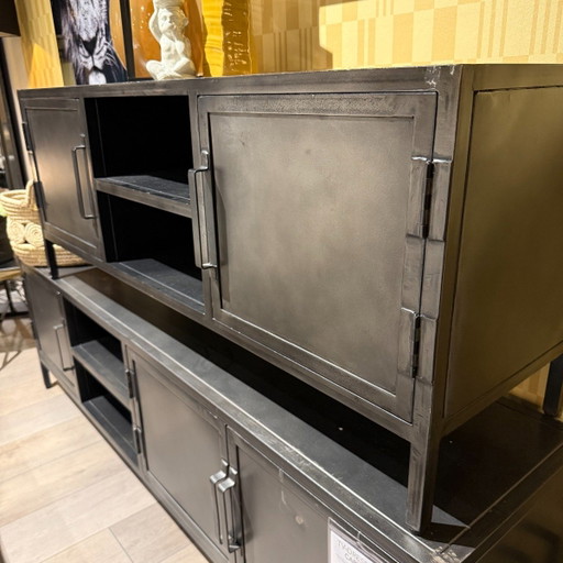 Carpino TV-Schrank – Schwarzes Metall – 137 cm – Pronto Wonen, tv meubelen
