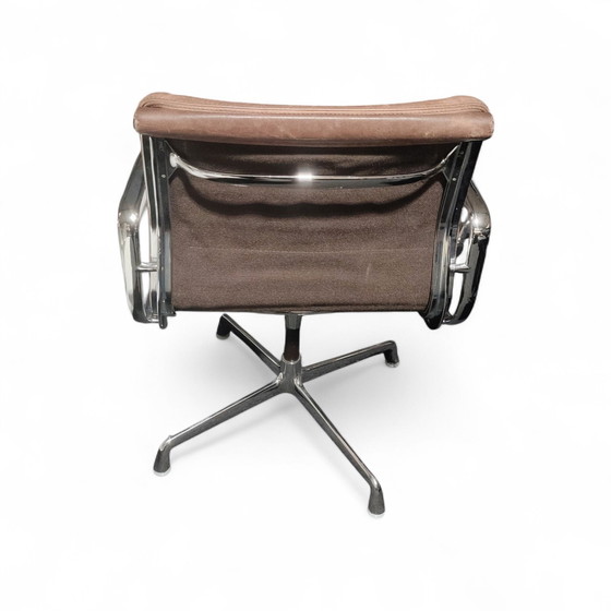 Image 1 of Vitra EA 280|cuir marron|Charles & Ray Eames