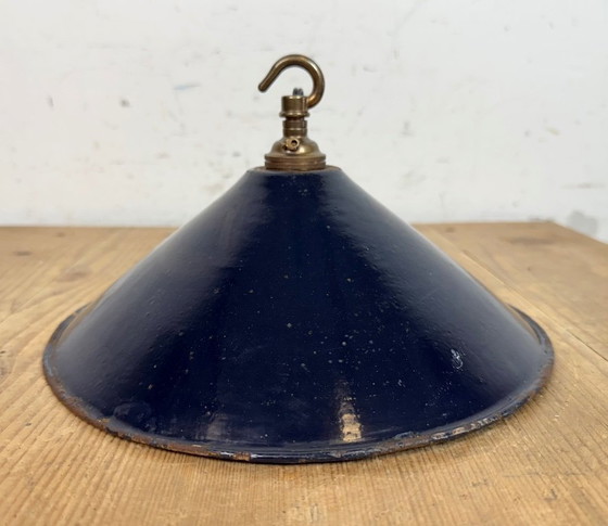 Image 1 of Lampada a sospensione industriale in smalto blu scuro, stile britannico, anni '50