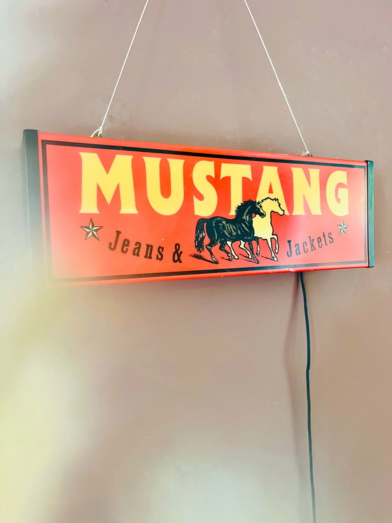 Image 1 of Scatola luminosa Mustang vintage unica