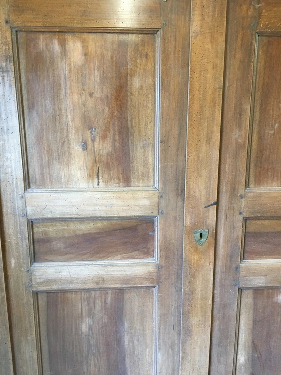 Fronte armadio antico a doppia anta in noce. – Oggetti decorativi, Vintage (photo 2 of 12)