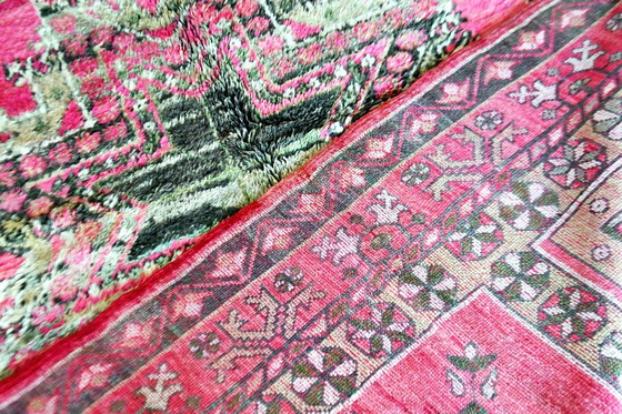 Image 1 of Vintage Roze Marokkaanse Boujaad Vloerkleed - 325 x 185 cm