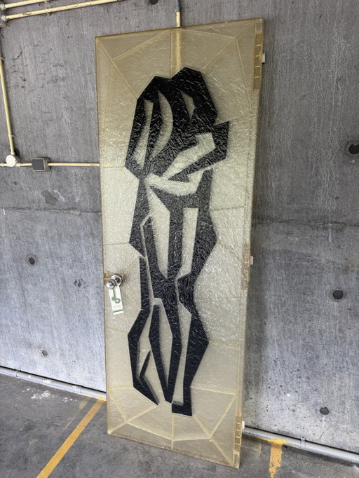 Porte brutaliste en fibre de verre