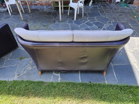 Image 1 of Leolux Excalibur 2.5-seater + 3-seater vintage design sofas (1991) - iconic Dutch design by Jan Armgardt in purple leather