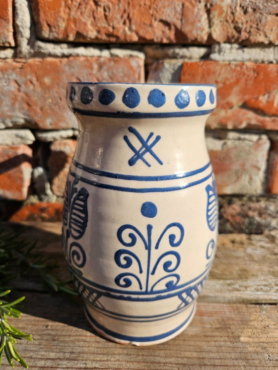 Image 1 of Traditioneel blauw-wit handbeschilderd aardewerk | Hongaarse volkskunst keramische kan | Korond Corund Transsylvanië