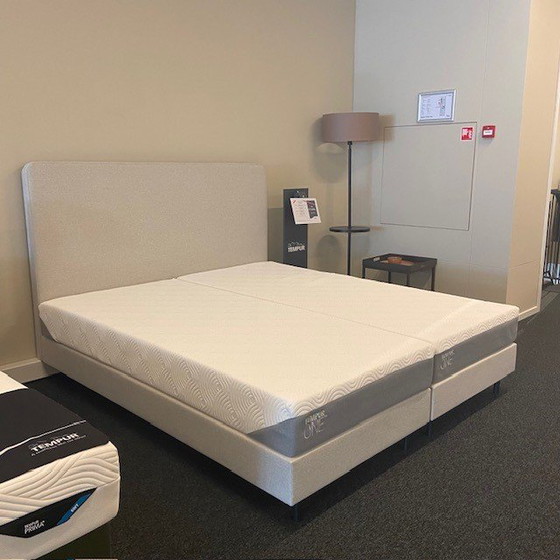 Image 1 of TEMPUR Form box spring - 180x200