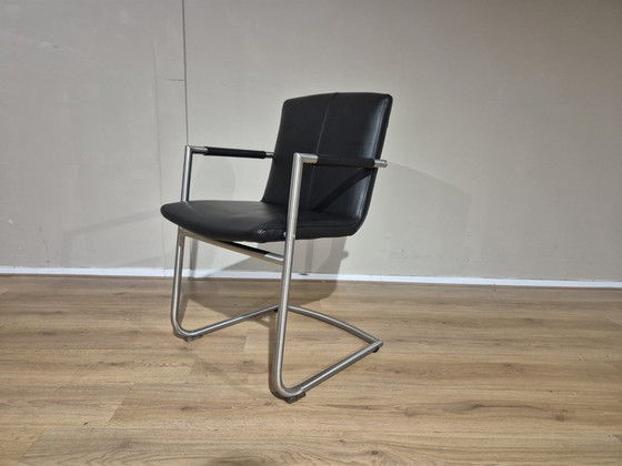 Image 1 of 4 sillas de comedor Henders and Hazel - Negras - Cuero - Diseño