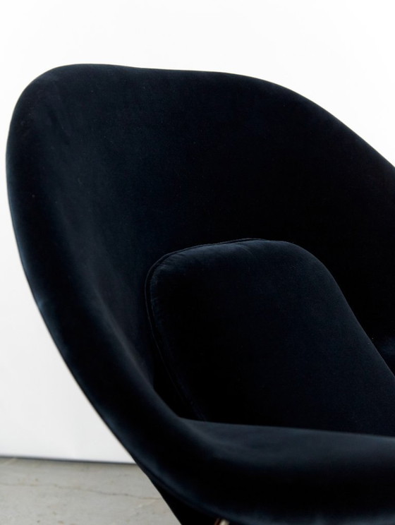 Image 1 of Eero Saarinen Womb Chair für Knoll International