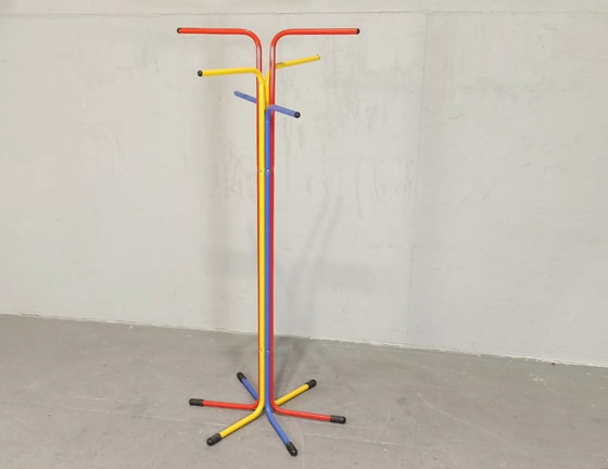 Image 1 of Tord Björklund für Ikea Kleiderbügel im Stil von Memphis Milano