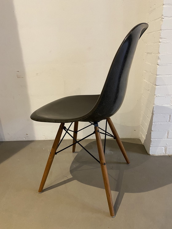 Image 1 of Fauteuil baquet en fibre de verre Eameses Herman Miller