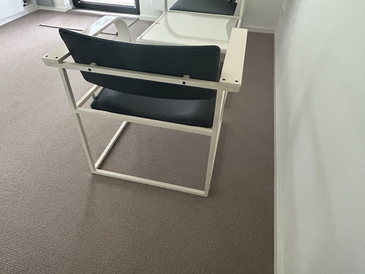 Pastoe 2 fauteuils FM 80 Pierre Mazaraiac met salontafel