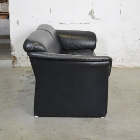 Image 1 of Divano in pelle a 2 posti