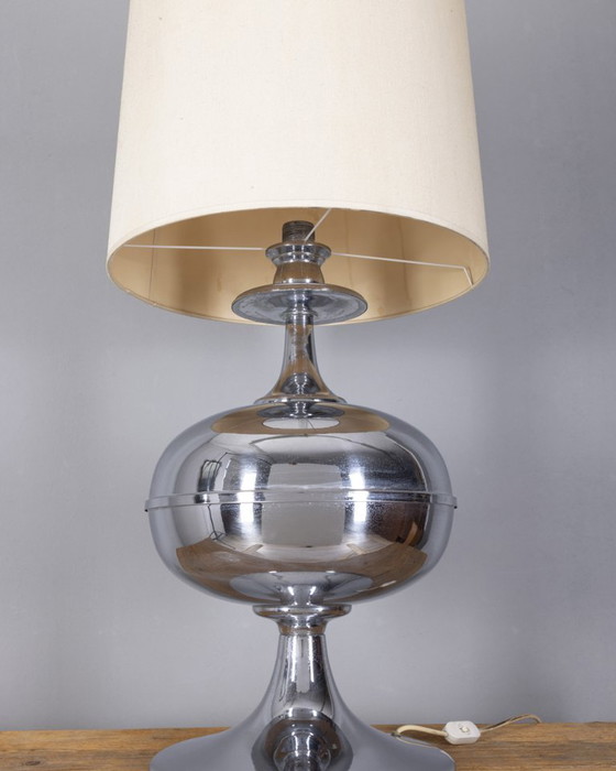 Image 1 of Large 1970s vintage table lamp in chrome metal Italian design