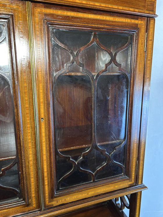 Image 1 of Antiek Edwardiaans Bureau met Ingelegd Bloemendetail - Begin 20e Eeuw Elegantie tijdloos raffinement met