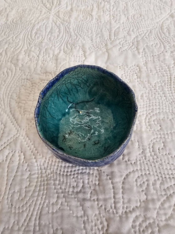 Vintage blue handcrafted bowl – Ceramic (photo 3 of 5)