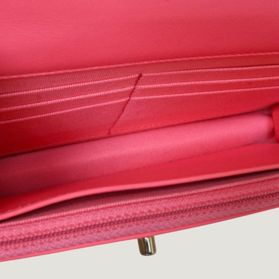 Image 1 of CHANEL GELDBÖRSE AN DER KETTE – TREND