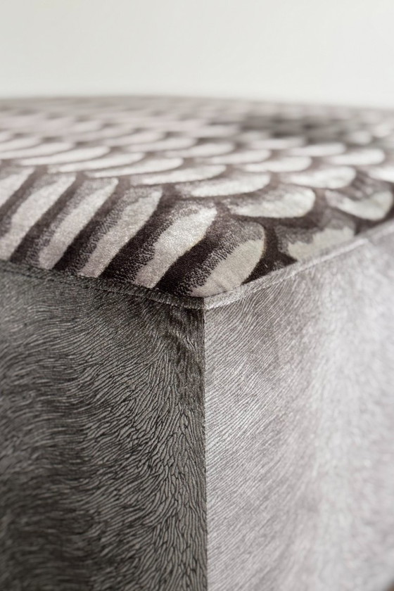 Image 1 of 1x Pouf mit Kissen