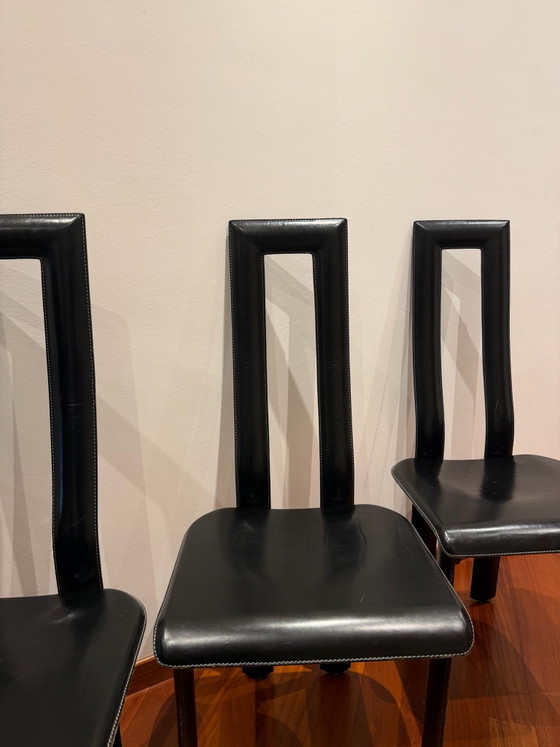 Set 4 sedie YCAMI Collection in pelle nera – Sedie da pranzo (photo 3 of 9)
