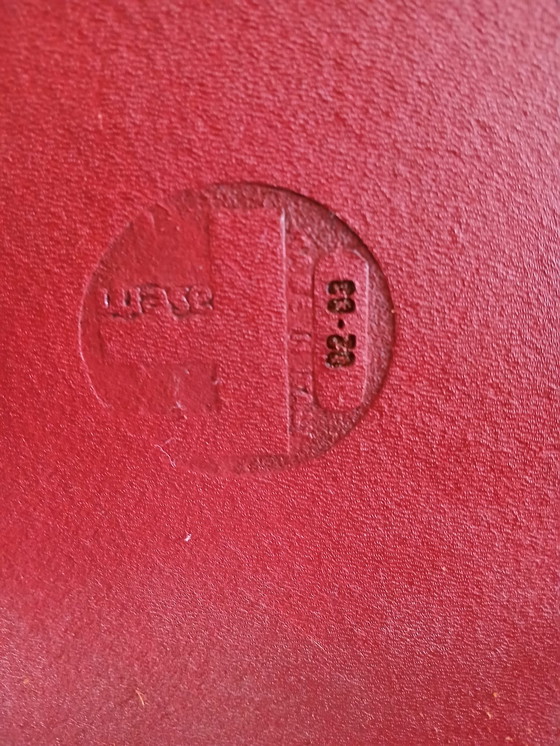 Image 1 of Der Büro-Essbereich-Stuhl Marcel hat 4 Stück von Breuer.