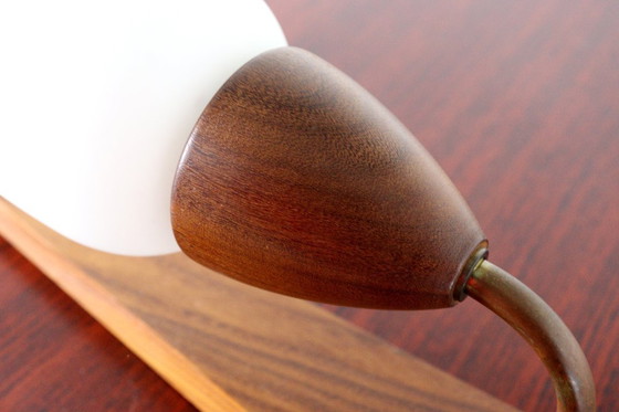 Image 1 of Lampada da parete vintage in teak con paralume in vetro smerigliato