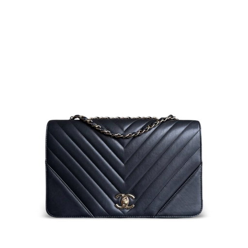 Chanel Flap Medium - Piel de becerro 27CM Chevron Negro Herrajes Dorados Serie 27