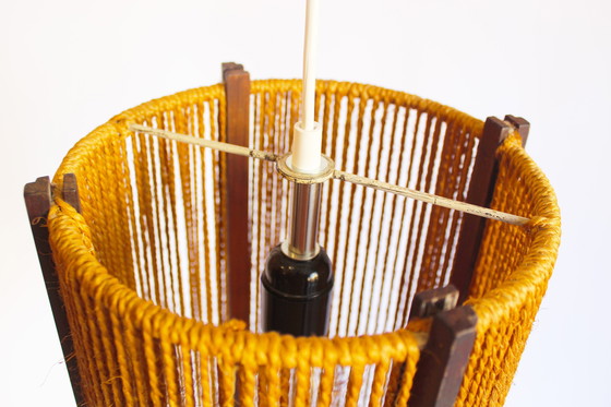 Image 1 of 1 lámpara colgante grande danesa de sisal de mediados de siglo de Temde 