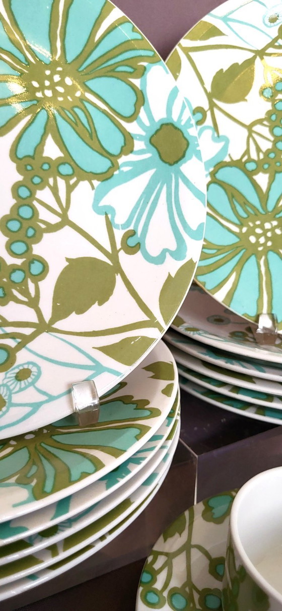 Image 1 of Villeroy & Boch SCARLETT service in perfect condition