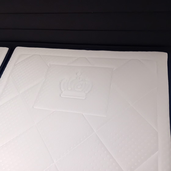 Image 1 of Évoluer auping