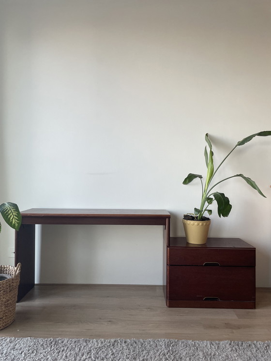 Image 1 of Bureau uit het midden van de vorige eeuw