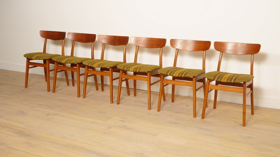 Image 1 of Ensemble de 6 chaises de salle à manger vintage en teck