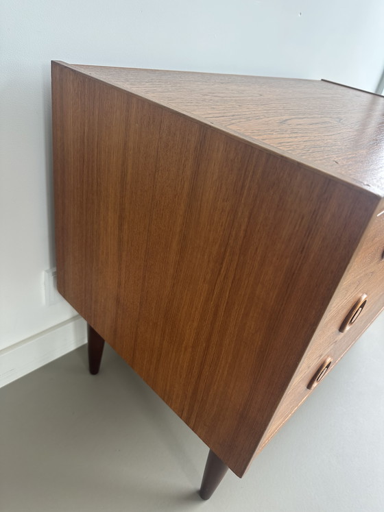 Image 1 of Commode vintage danoise en teck, style scandinave rétro, milieu du siècle.