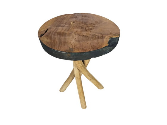 Round side table made of wood with natural edge, Brown, Rustic (photo 4 of 5)