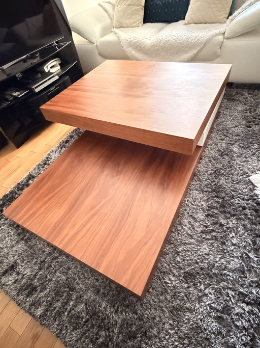 design del basso del tavolo