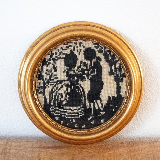 Broderie vintage encadrée en noir et blanc de style rococo baroque
