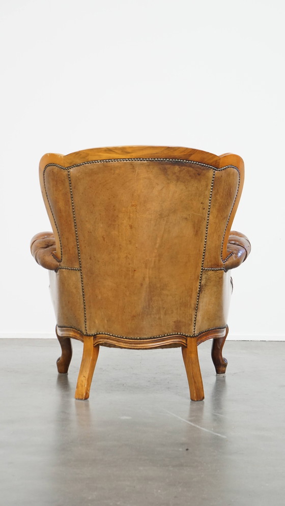 Image 1 of Antieke Schapenleren Chesterfield Fauteuil