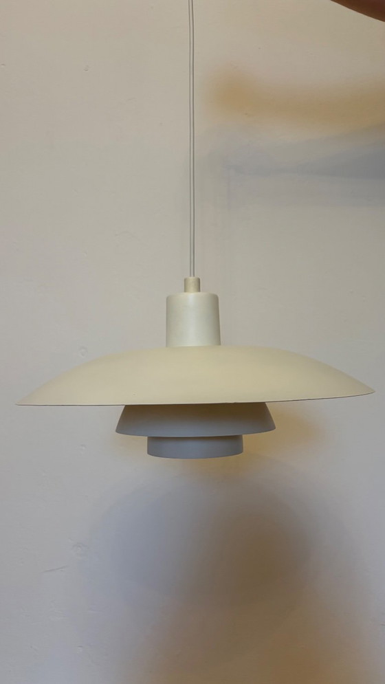 Lot de 2 suspensions Louis Poulsen PH 4/3 – Design danois vintage – Metal (photo 3 of 12)