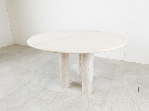 Ronde italiaanse travertijn eettafel jaren 70