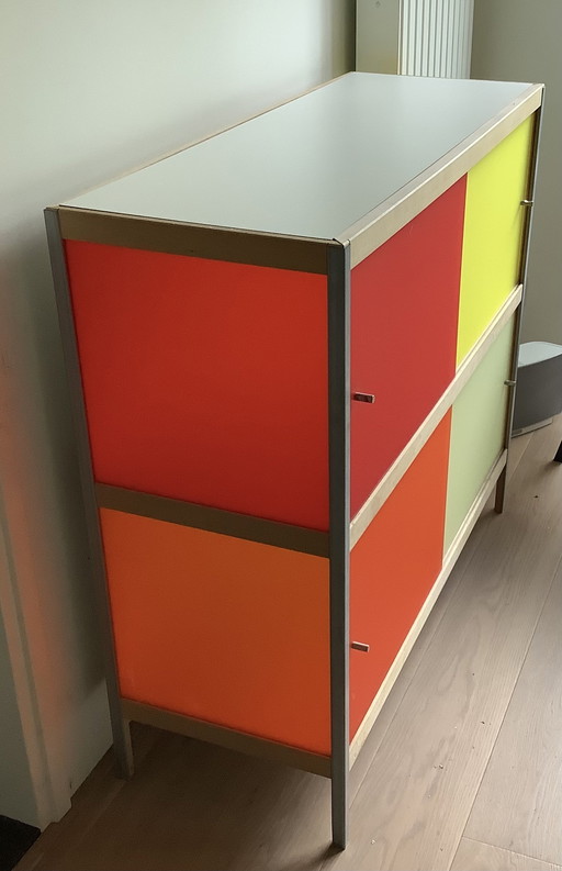 Kewlox / Moduloo Kastje Dressoir