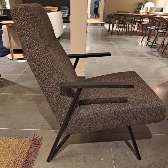 Image 1 of Fauteuil Cloak Shell avec repose-pieds