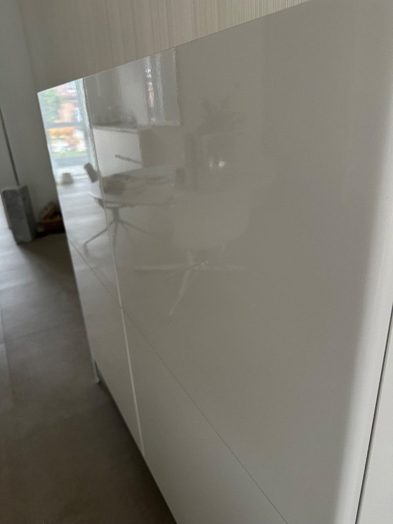 Image 1 of Witte hooglans kast IKEA 