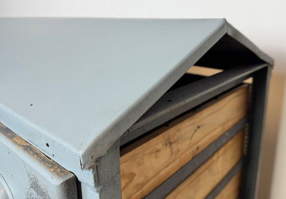 Image 1 of Cassettiera industriale grigia vintage, anni '60