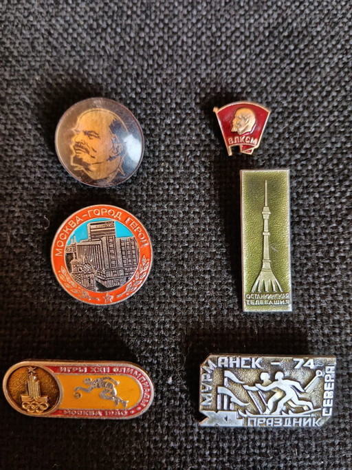 Épingles Badges Vintage URSS Années 70/80